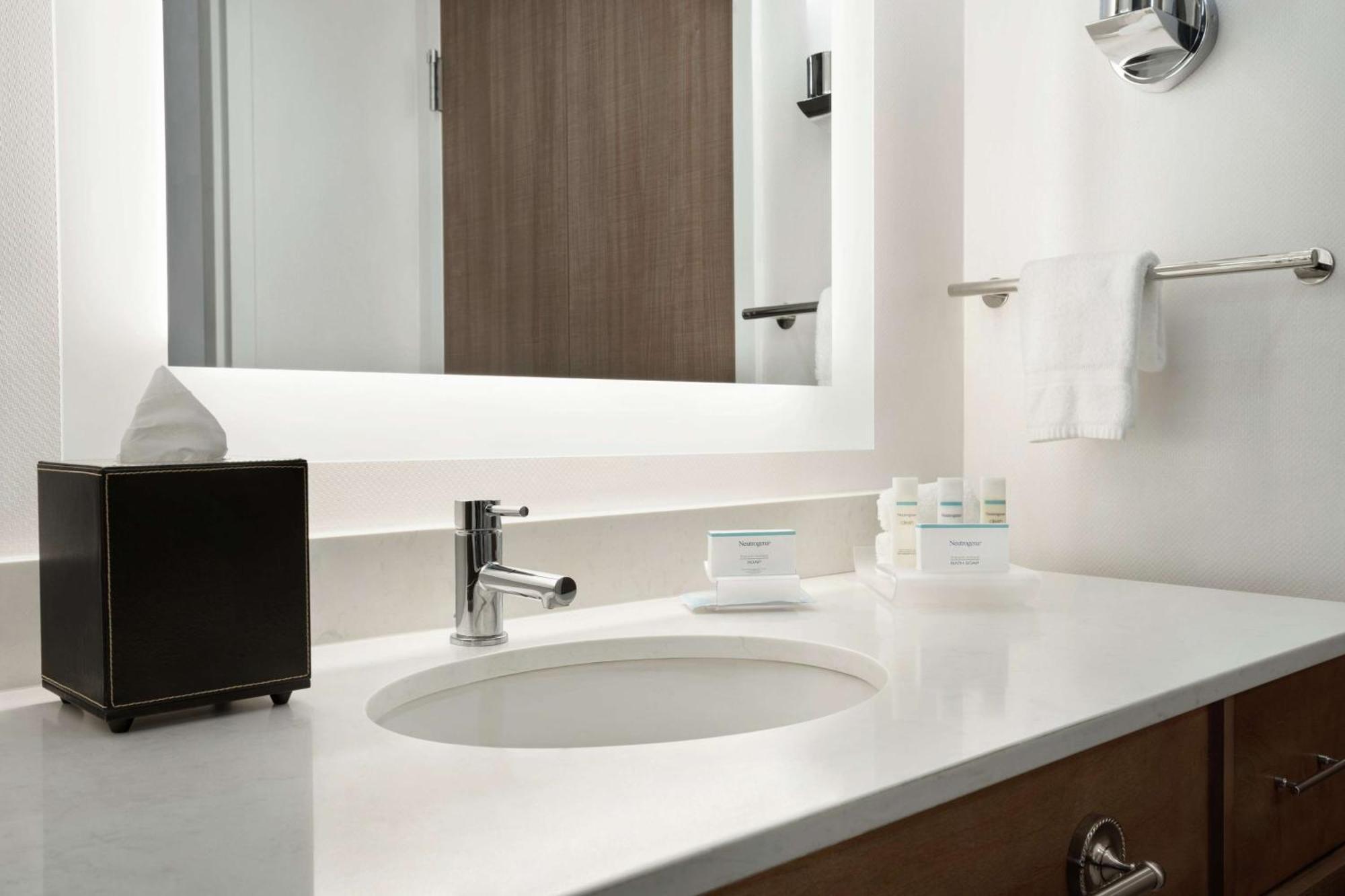 Homewood Suites By Hilton Florence Eksteriør billede